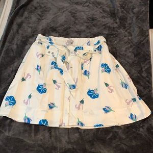 Flower patterned skirt